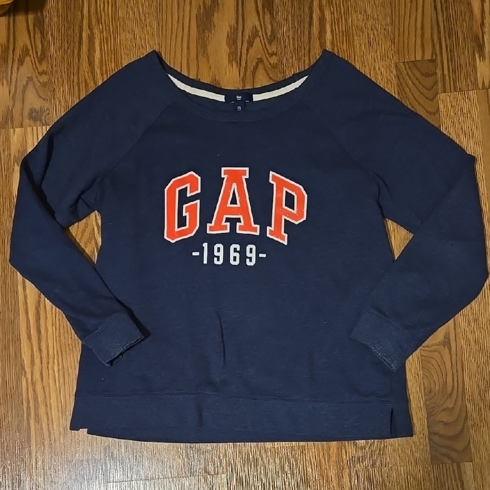 GAP Women's Navy Sweater sz Large